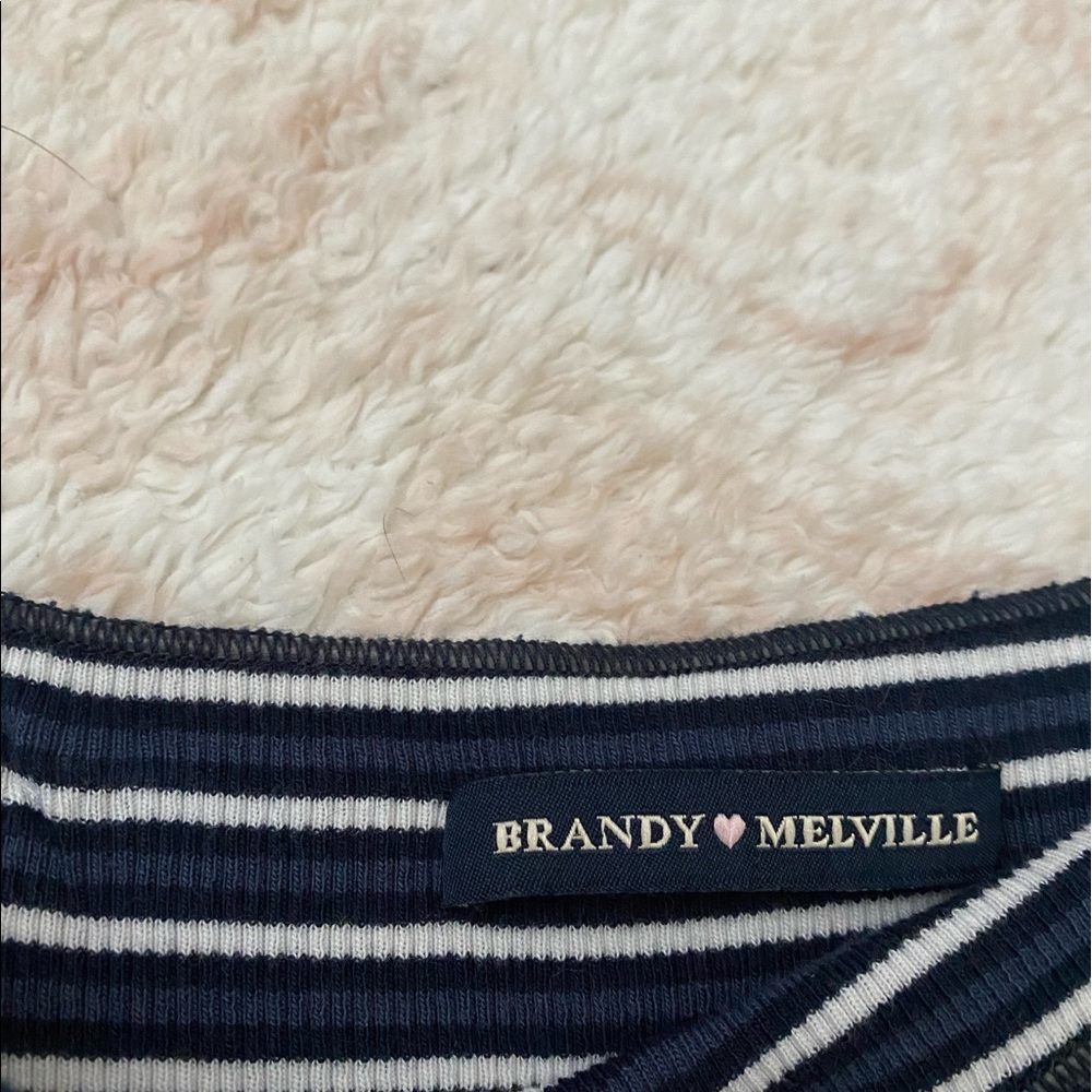 brandy tee - Picture 2 of 4